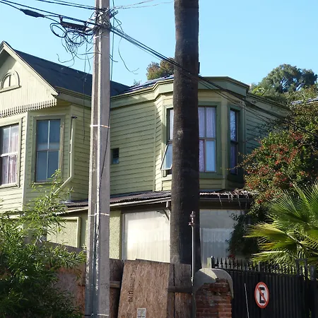 Hostal Residencia Blest Gana-3